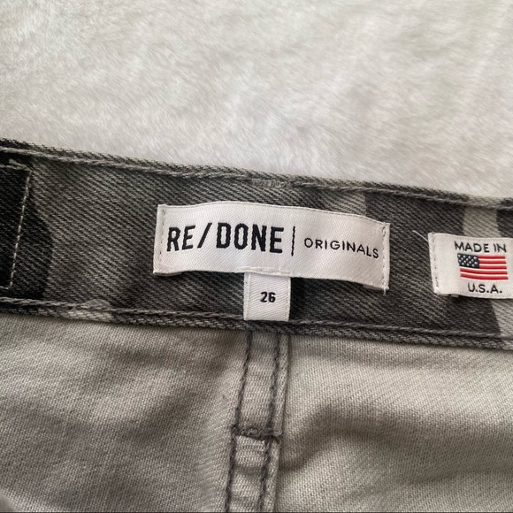 Re/Done High-Rise Raw Hem Buttonfly Camouflage Ankle Crop Jeans 26 - Picture 3 of 7